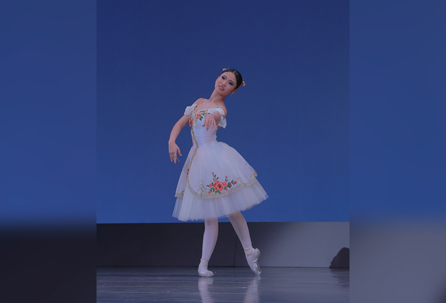 第ニ部「フローラの目覚め」より　フローラのヴァリエーション